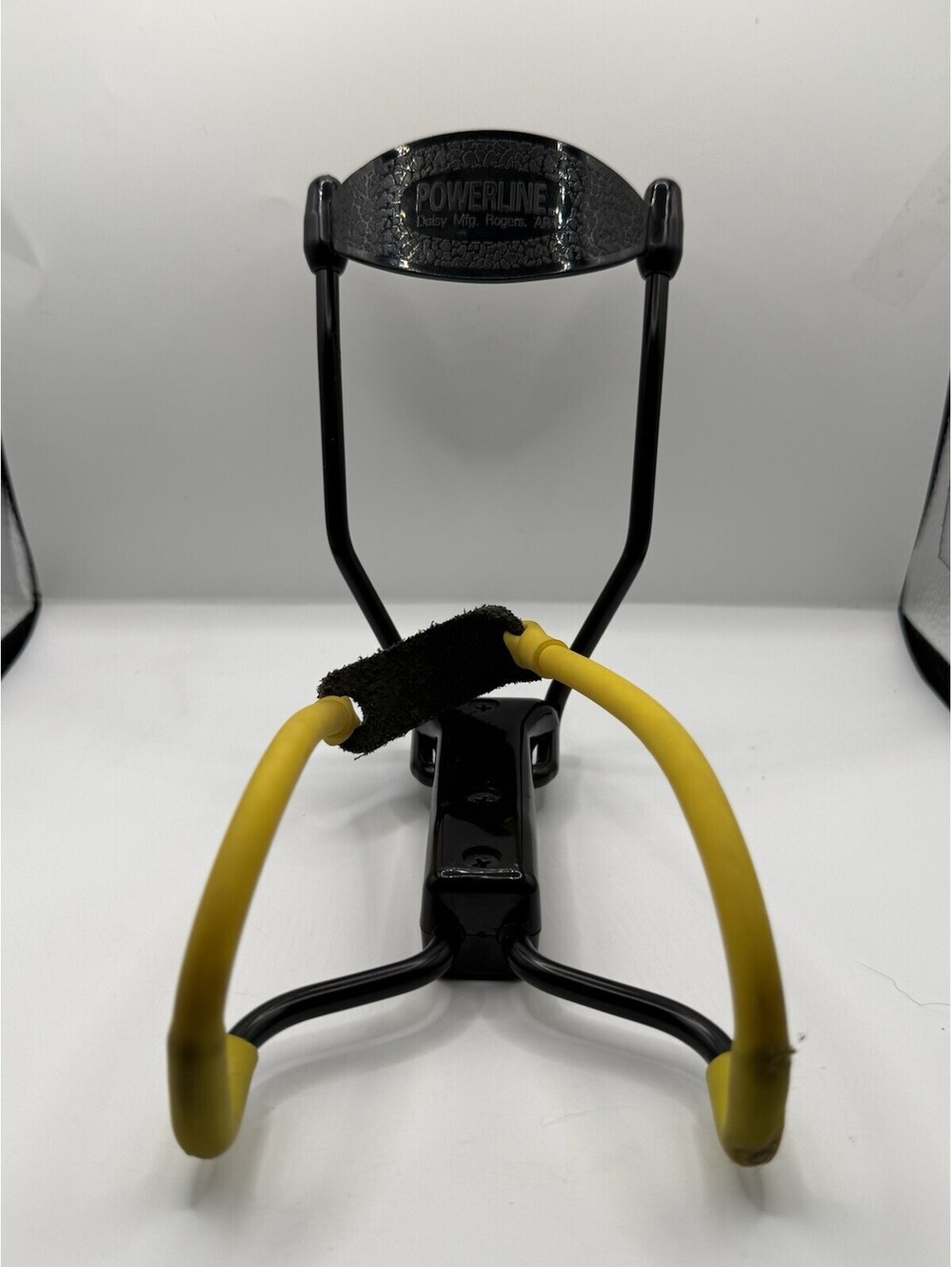 Daisy B52 Powerline Slingshot with Wrist Brace - 998152-506